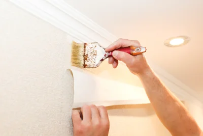 Pose de papier peint à Cély — revêtements muraux et toiles de verre